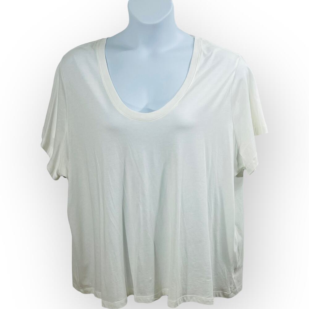 A New Day White V Neck T Shirt Size 3X Plus Cotton Short Sleeve Relaxed Fit NWT - Picture 2 of 9